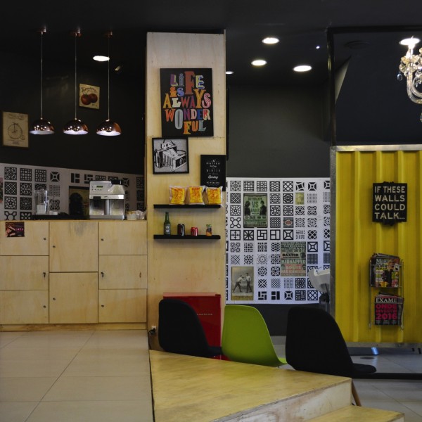 Optou-se pela facilidade construtiva e o baixo custo de implantação.