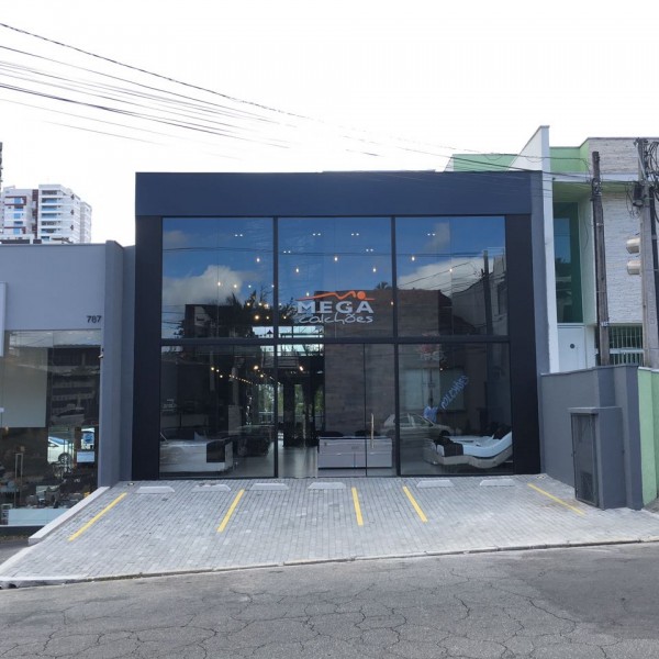 Vista Proposta da Fachada Frontal. (Ar:Co – Arquitetura Cooperativa).