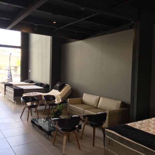 Vista da área de estar dos clientes.