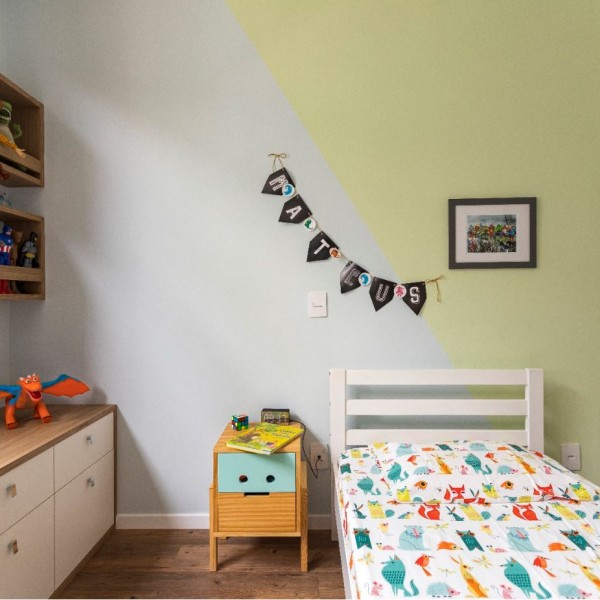 Dormitório do filho do casal.