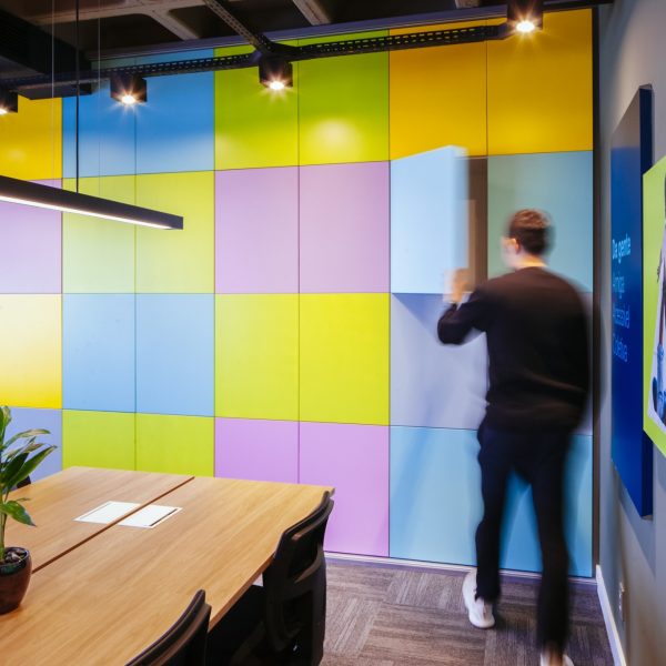 Abertura Armário Área de Trabalho Sul.