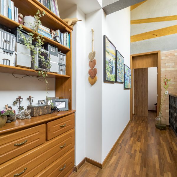 Corredor de acesso a área intima.