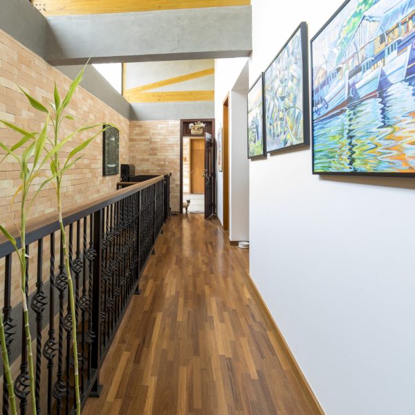 Corredor de acesso a área intima.