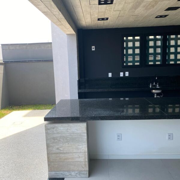 Detalhe da bancada do Espaço Gourmet.